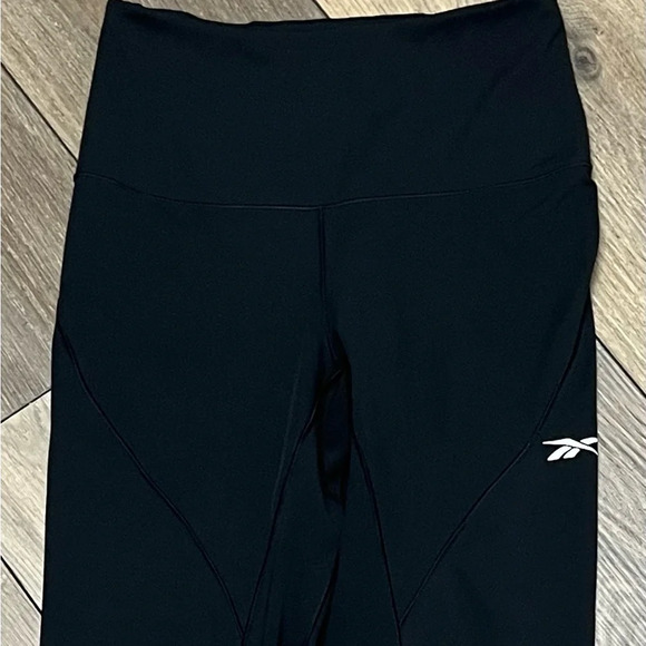 Reebok Techstyle Lux Performance Big high waist leggings Xs Athleisure Sporty - Picture 8 of 8